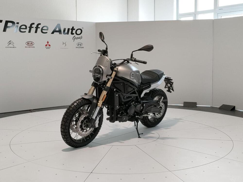 Benelli Leoncino 800 Trail (2022 - 25)