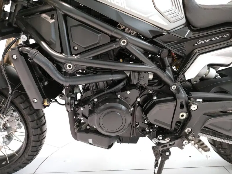 Benelli Leoncino 800 Trail (2022 - 26) (9)