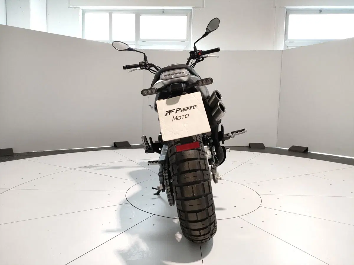 Benelli Leoncino 800 Trail (2022 - 26) (11)