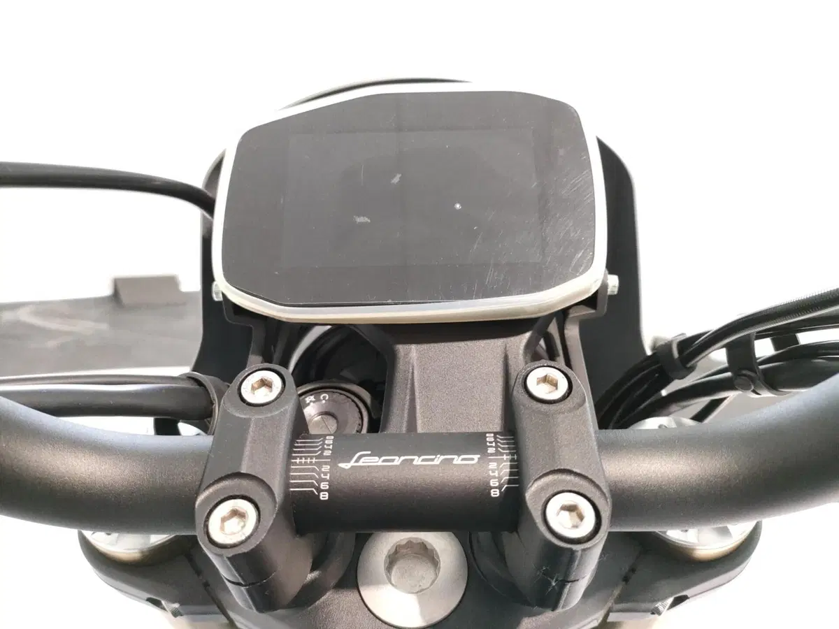 Benelli Leoncino 800 Trail (2022 - 26) (21)