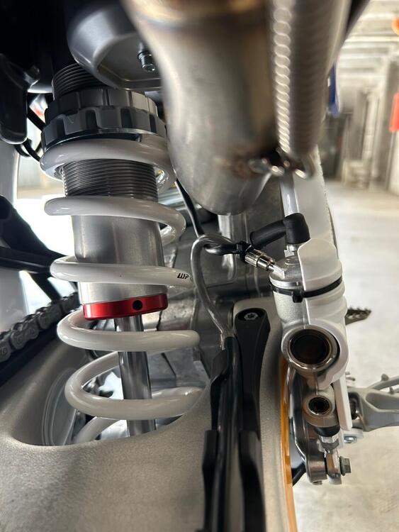 Husqvarna FE 450 Heritage (2025) (5)