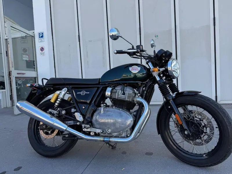 Royal Enfield Interceptor 650 (2021 - 26) (3)