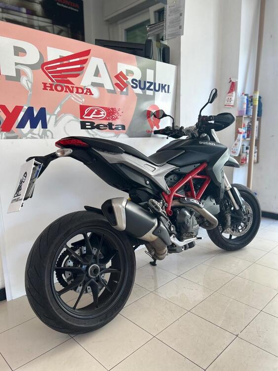 Ducati Hypermotard 821 (2013 - 15) (2)