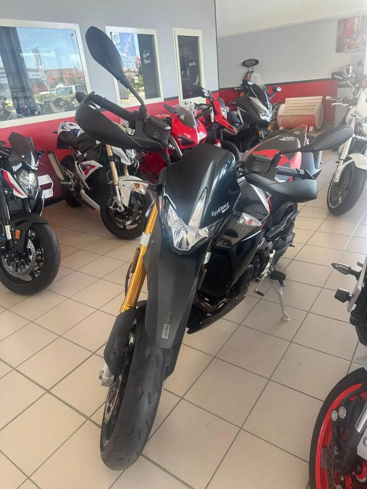 Aprilia Dorsoduro 900 (2017 - 20)