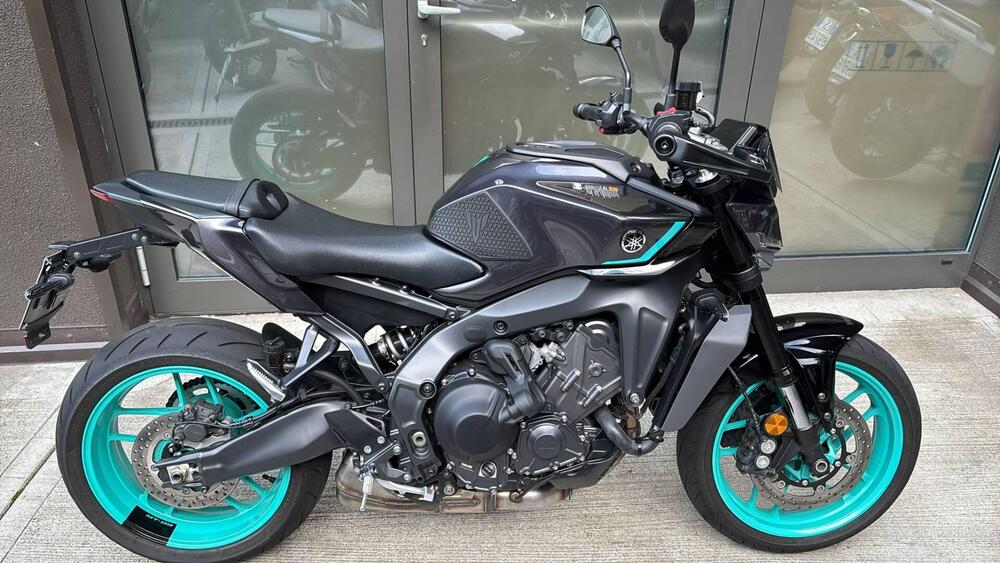 Yamaha MT-09 Y-AMT (2024 - 25)