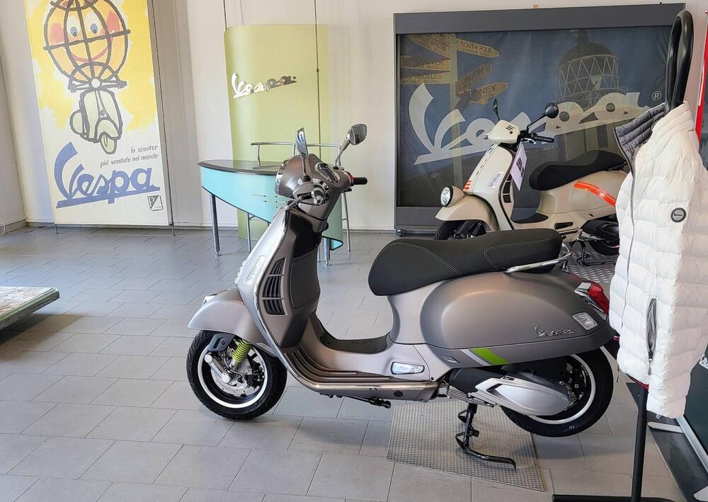 Vespa GTS 310 Super Tech (2025) (4)