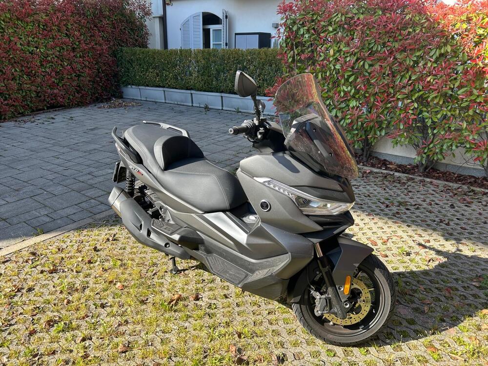 Voge Sfida SR4 MAX (2024 - 25)