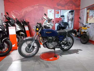 Honda CB 400 Super Sport d'epoca