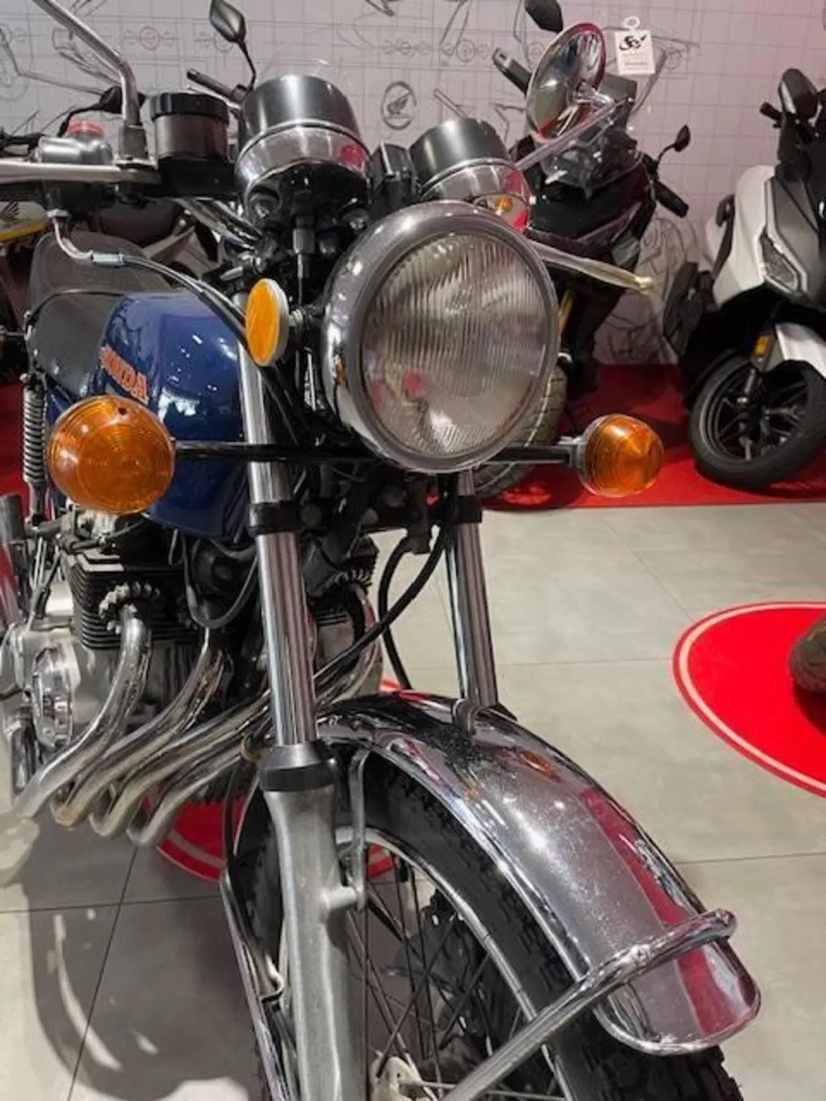 Honda CB 400 Super Sport (14)