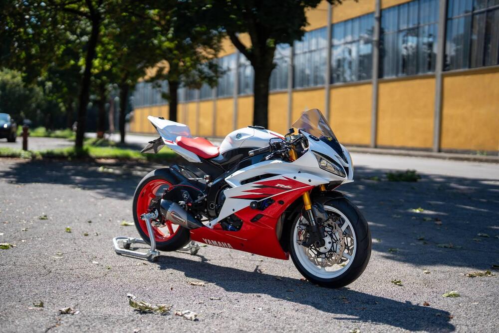 Yamaha YZF R6 (2006 - 07)