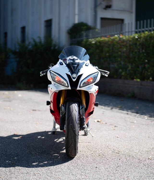 Yamaha YZF R6 (2006 - 07) (5)