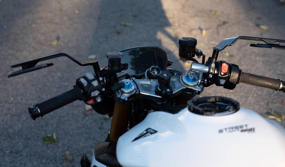 Triumph Street Triple 765 Moto2 Edition (2023 - 24) (5)