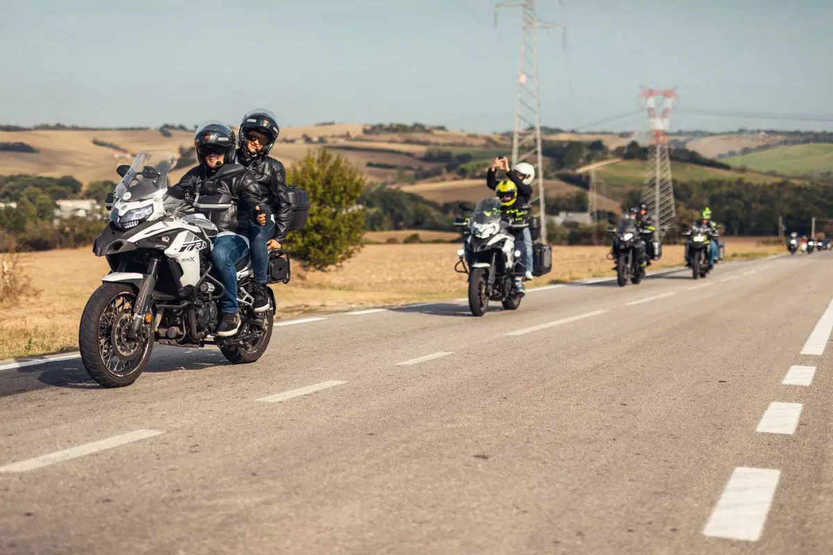 Benelli Week 2025 a Pesaro: una settimana in sella alla leggenda di Mike “The Bike” Hailwood (11)