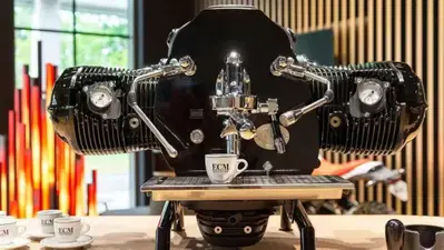 Big Coffee Boxer, la macchina da caff&egrave; di BMW costa quasi 8.000 euro