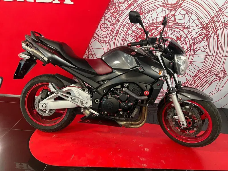 Suzuki GSR 600 (2006 - 11)