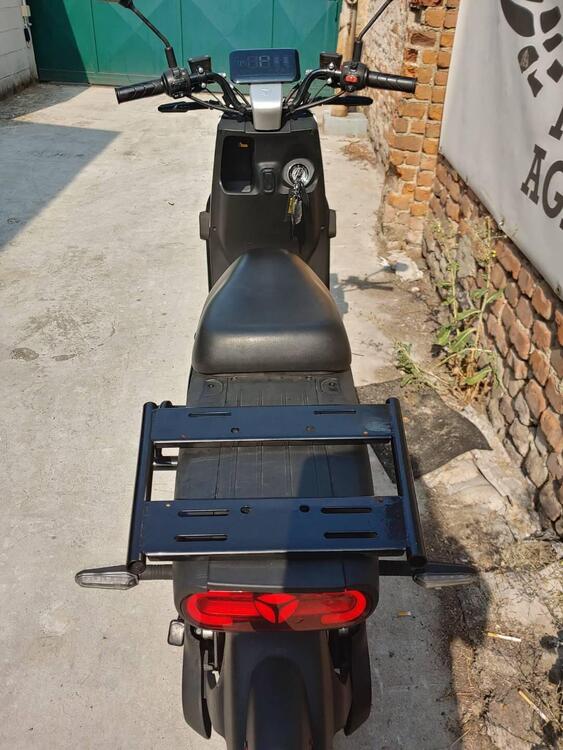 Yadea Y1S (2022 - 25) (4)