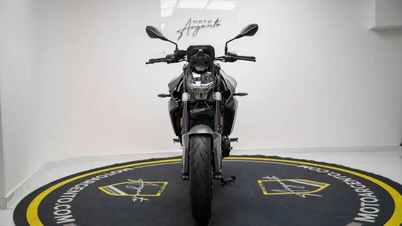 Bmw F 900 R (2021 - 24) (5)