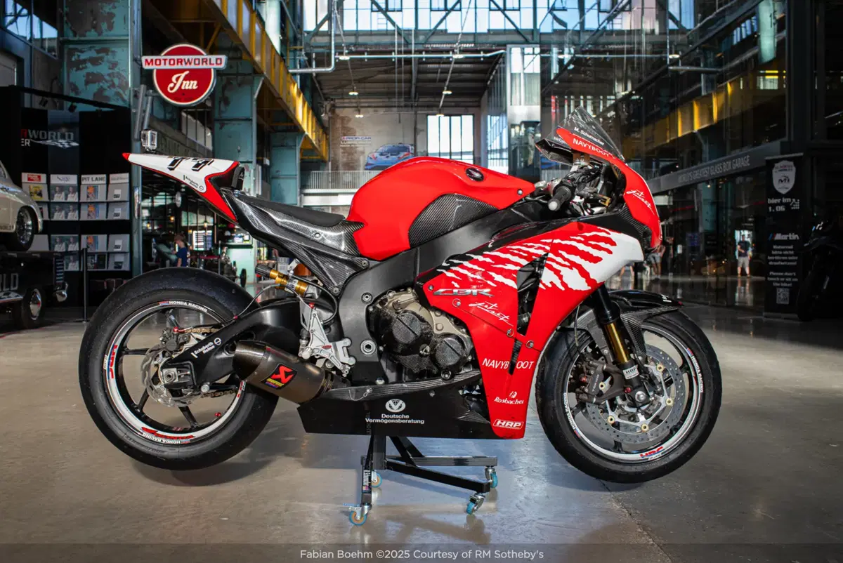 Michael Schumacher: la sua Honda CBR 1000 RR vale oro. Ecco a quanto &egrave; stata venduta [GALLERY]