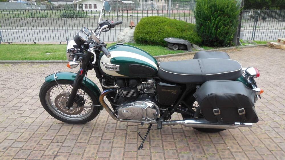 Triumph Bonneville T100 (2008 - 16)