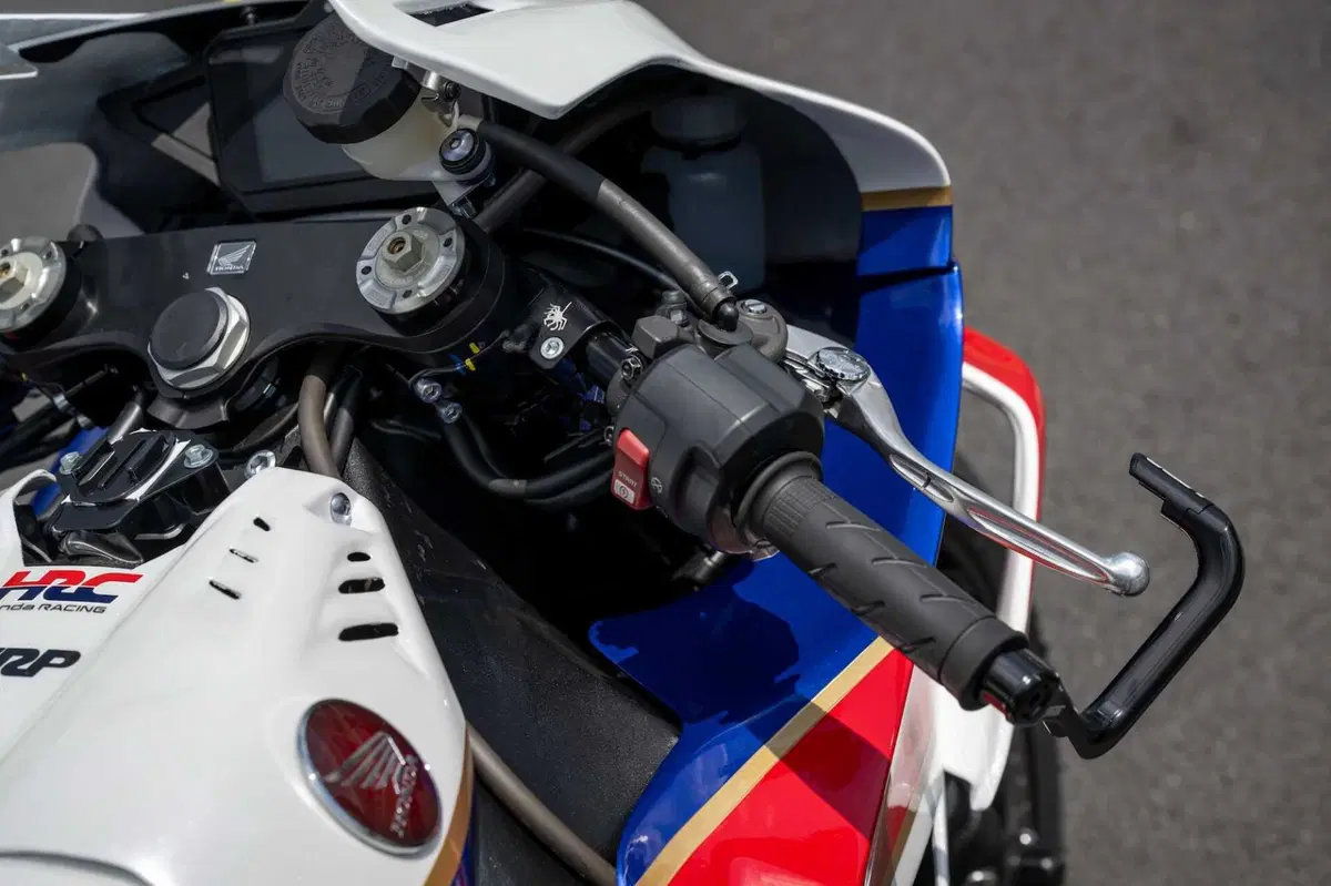 Honda CBR600 RR - 1000RR -HIRP (8)