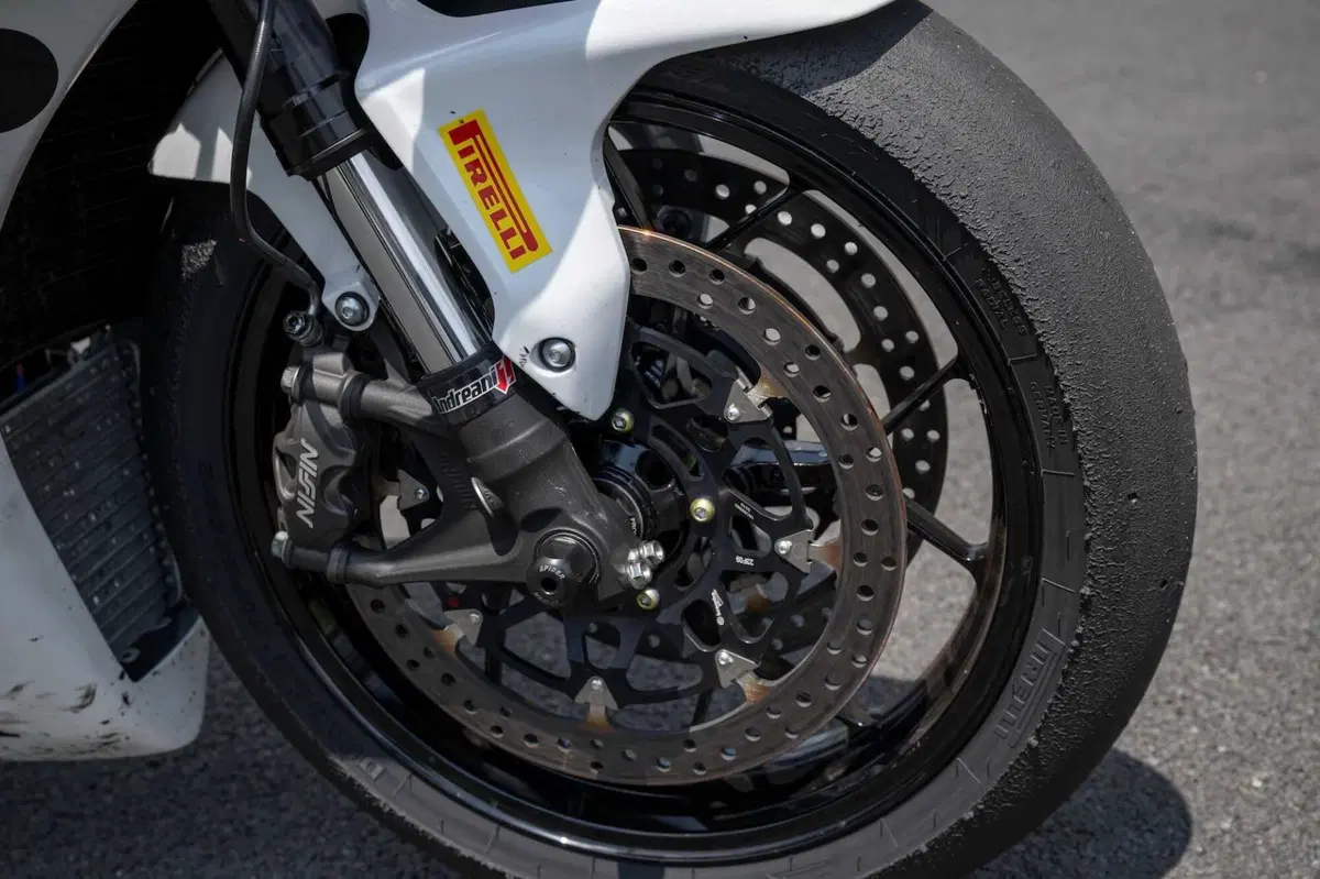 Honda CBR600 RR - 1000RR -HIRP (12)