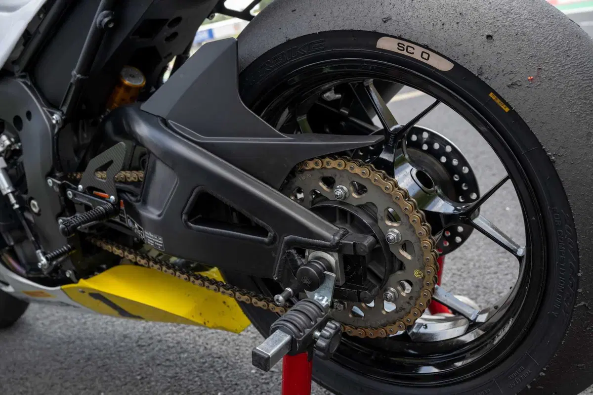 Honda CBR600 RR - 1000RR -HIRP (17)