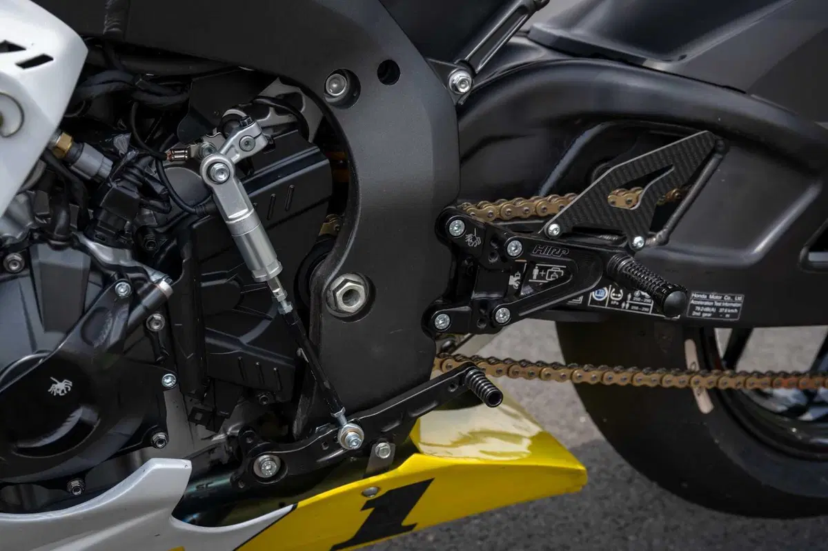 Honda CBR600 RR - 1000RR -HIRP (18)