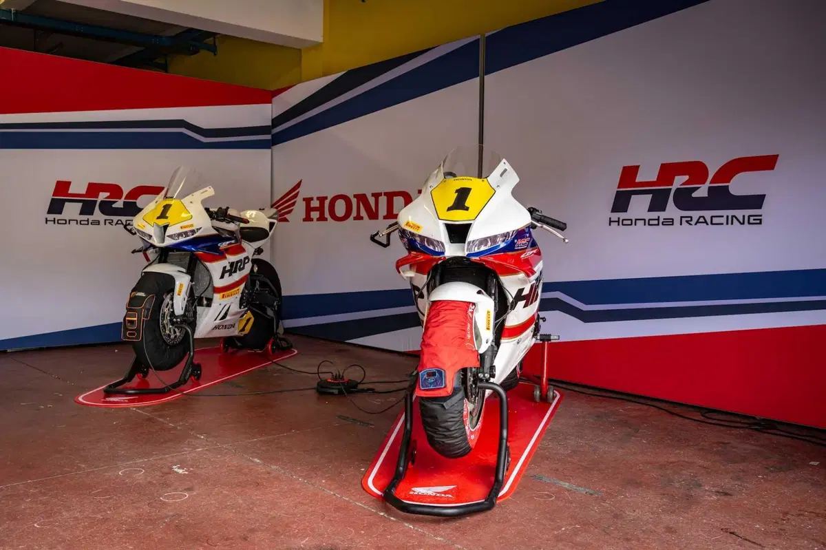 Honda CBR600 RR - 1000RR -HIRP (32)
