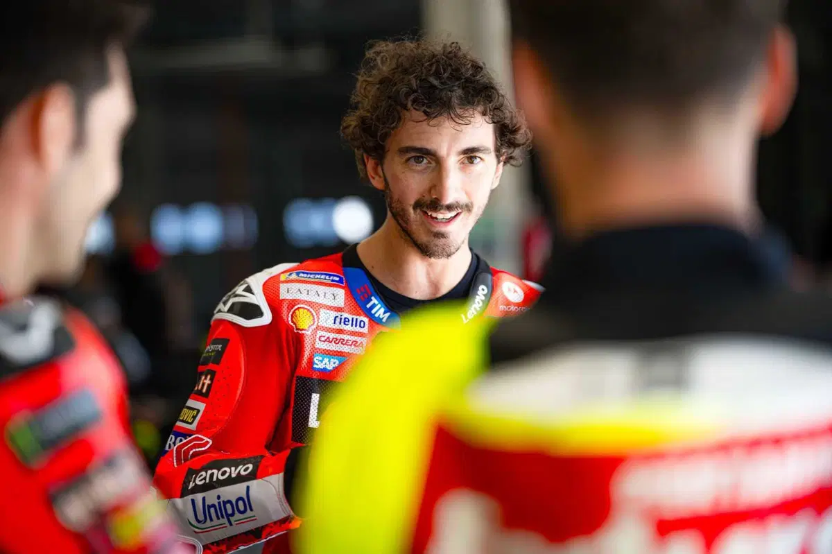 MotoGP 2025. Marc Marquez e Pecco Bagnaia si allenano al Balaton Park con le Panigale V4 S [VIDEO E GALLERY]  (6)