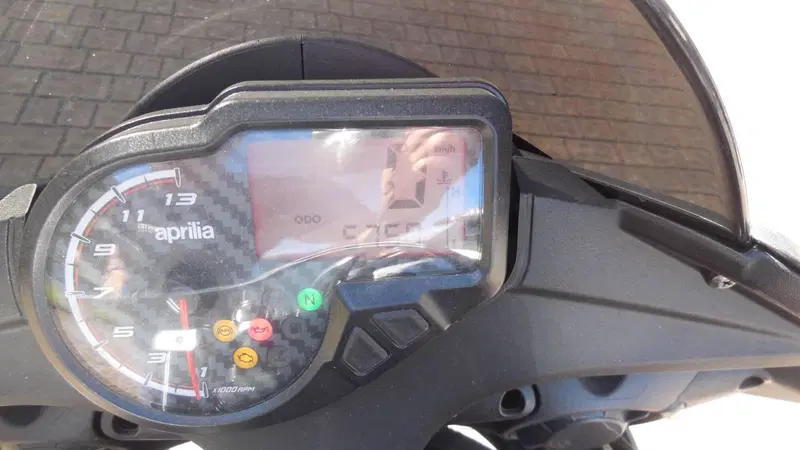 Aprilia Tuono 125 (2021 - 24) (4)