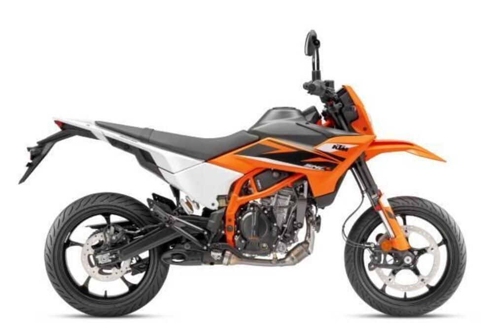 KTM 125 SMC R (2025)