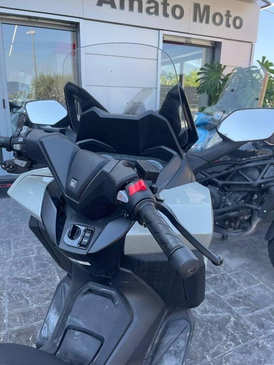 Honda Forza 350 (2022 - 24) (3)