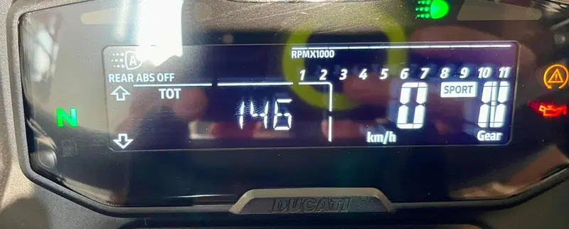 Ducati Hypermotard 698 Mono (2024 - 26) (5)
