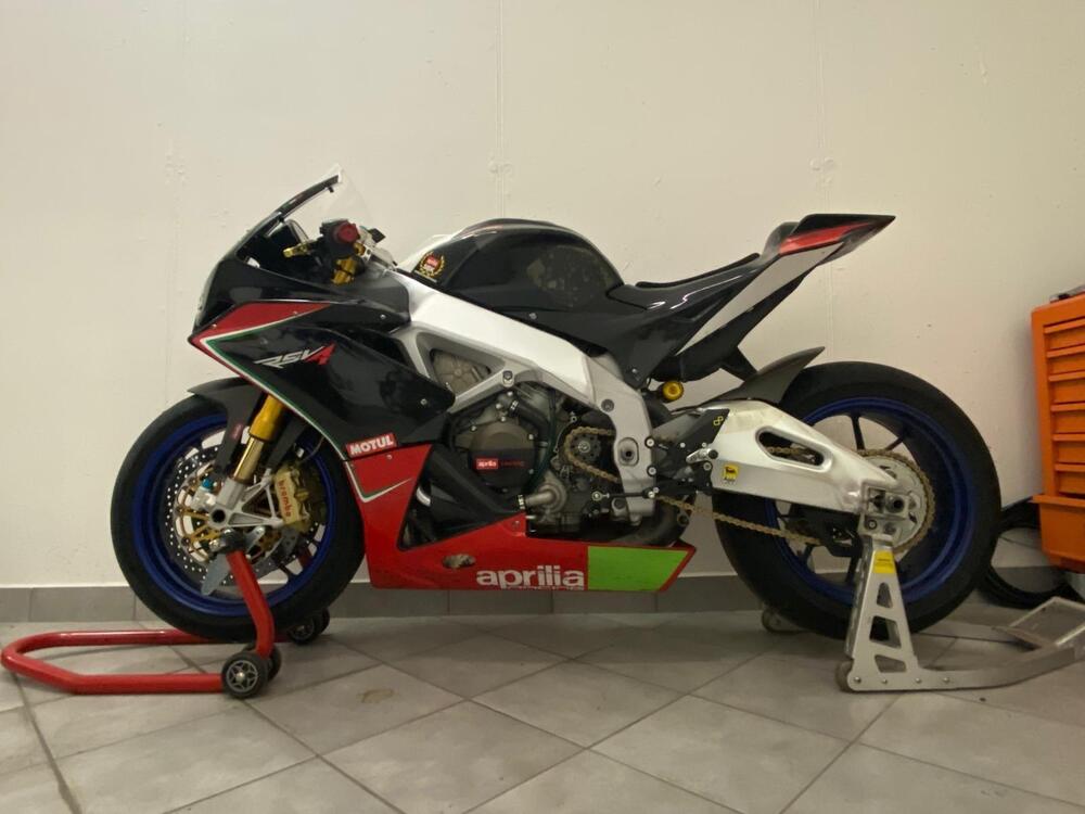 Aprilia RSV4 Factory (2009 - 12)