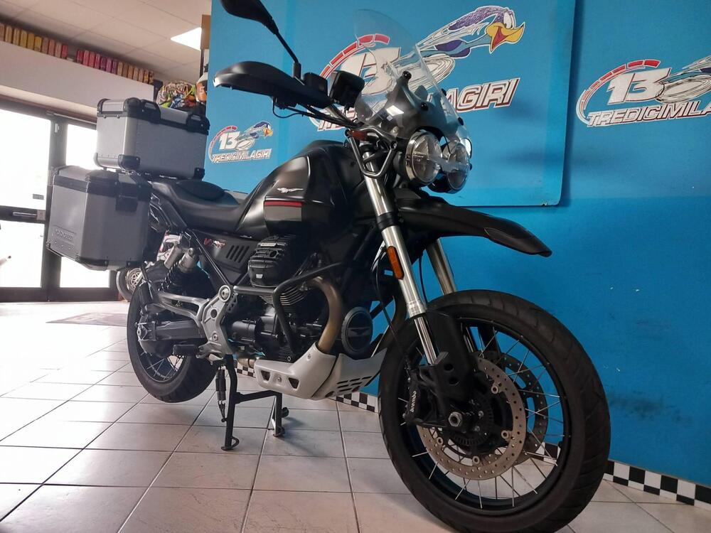 Moto Guzzi V85 TT (2021 - 23) (2)