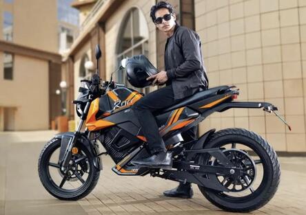 Oben Rorr EZ: quando una moto può costare meno di un telefono