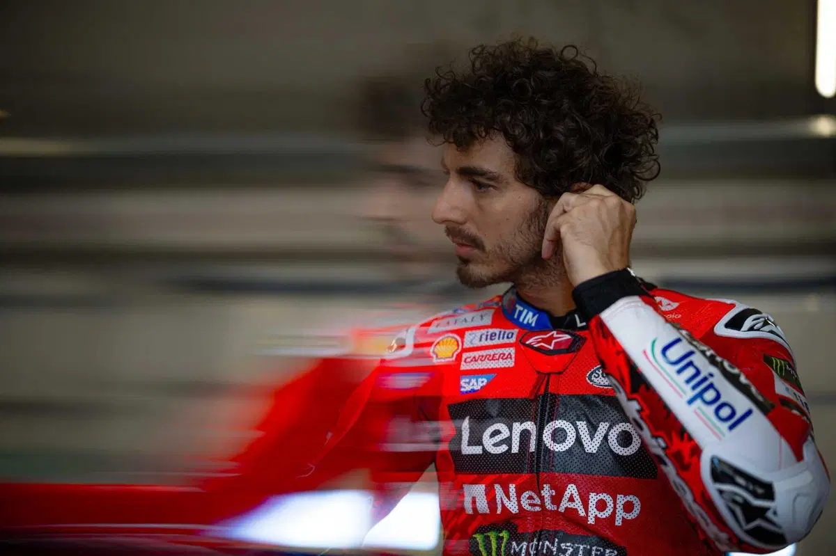 MotoGP 2025. Marc Marquez e Pecco Bagnaia si allenano al Balaton Park con le Panigale V4 S  (4)