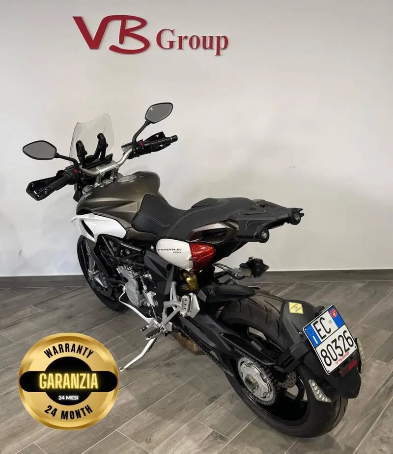 MV Agusta Stradale 800 EAS ABS (2015 - 17) (5)