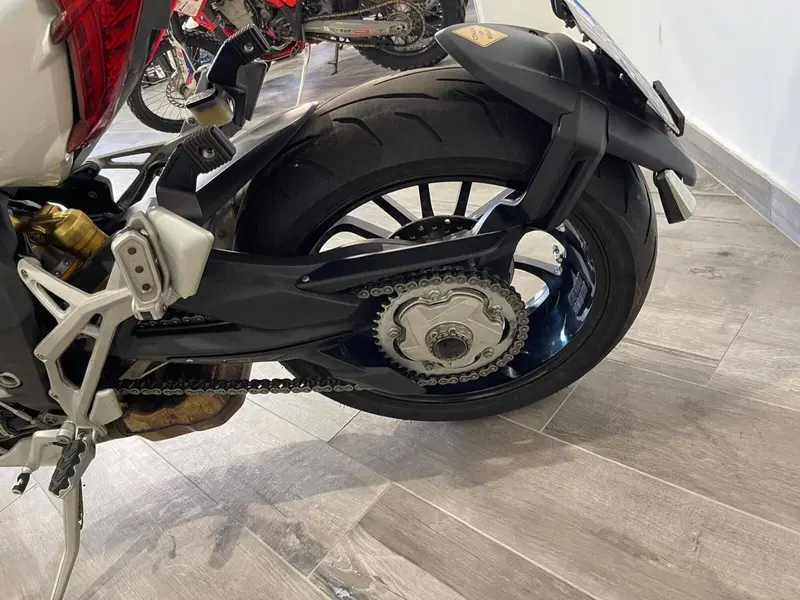 MV Agusta Stradale 800 EAS ABS (2015 - 17) (15)