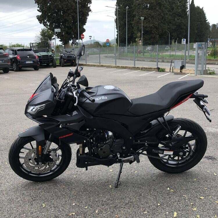 Aprilia Tuono 125 (2025) (4)