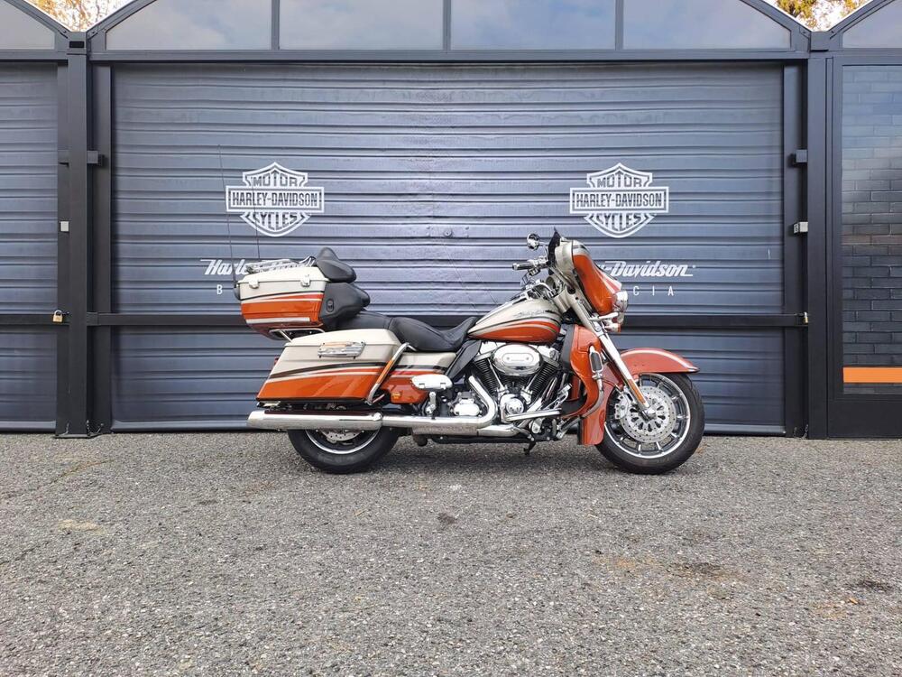 Harley-Davidson 1800 Electra Glide Ultra Classic (2009 - 11) - FLHTCUSE
