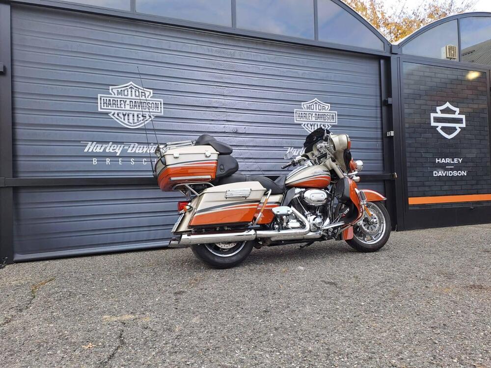 Harley-Davidson 1800 Electra Glide Ultra Classic (2009 - 11) - FLHTCUSE (3)