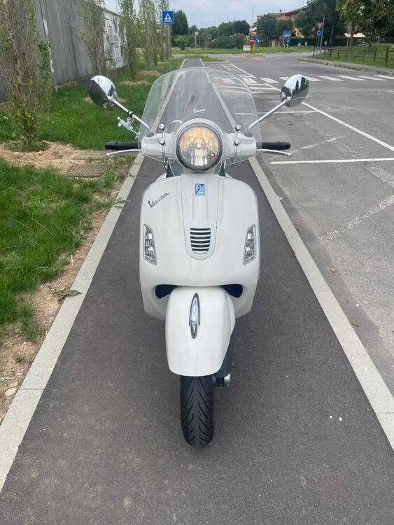 Vespa GTS 300 (2010 - 14) (4)