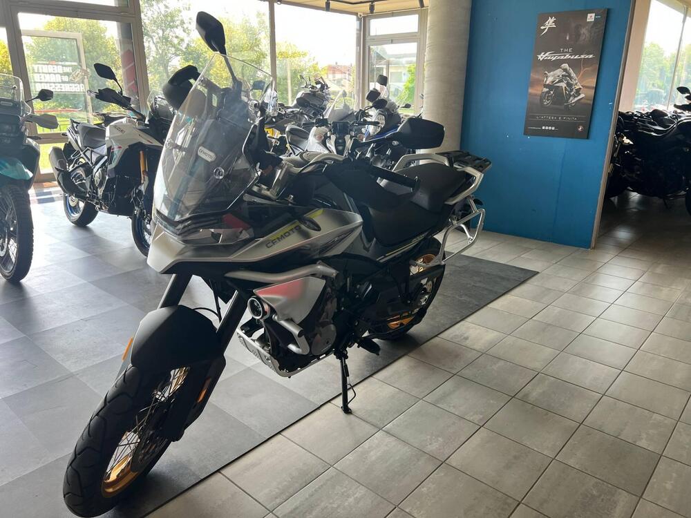 CFMOTO 800MT Touring (2022 - 25) (2)