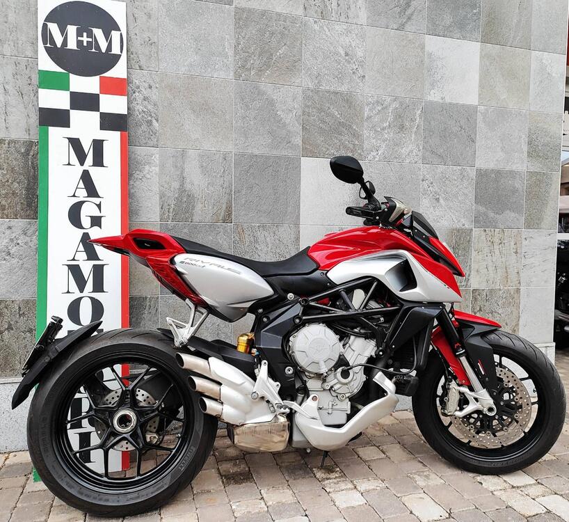 MV Agusta Rivale 800 EAS ABS (2013 -17) (2)