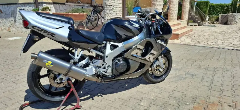 Honda CBR 900 RR (1998 - 99) (3)