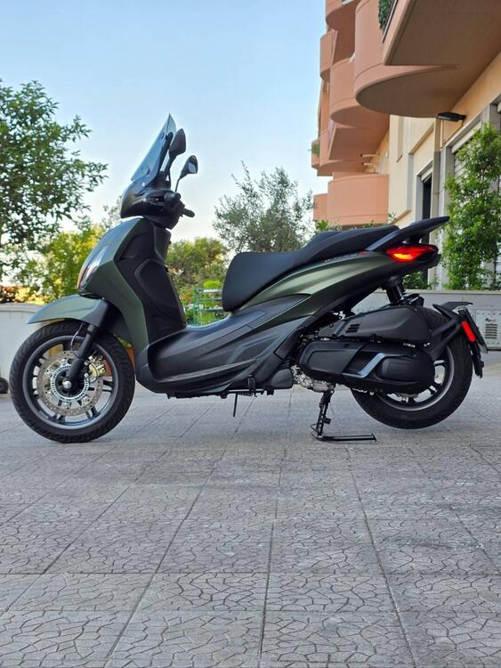 Piaggio Beverly 400 S ABS-ASR (2021 - 24) (3)
