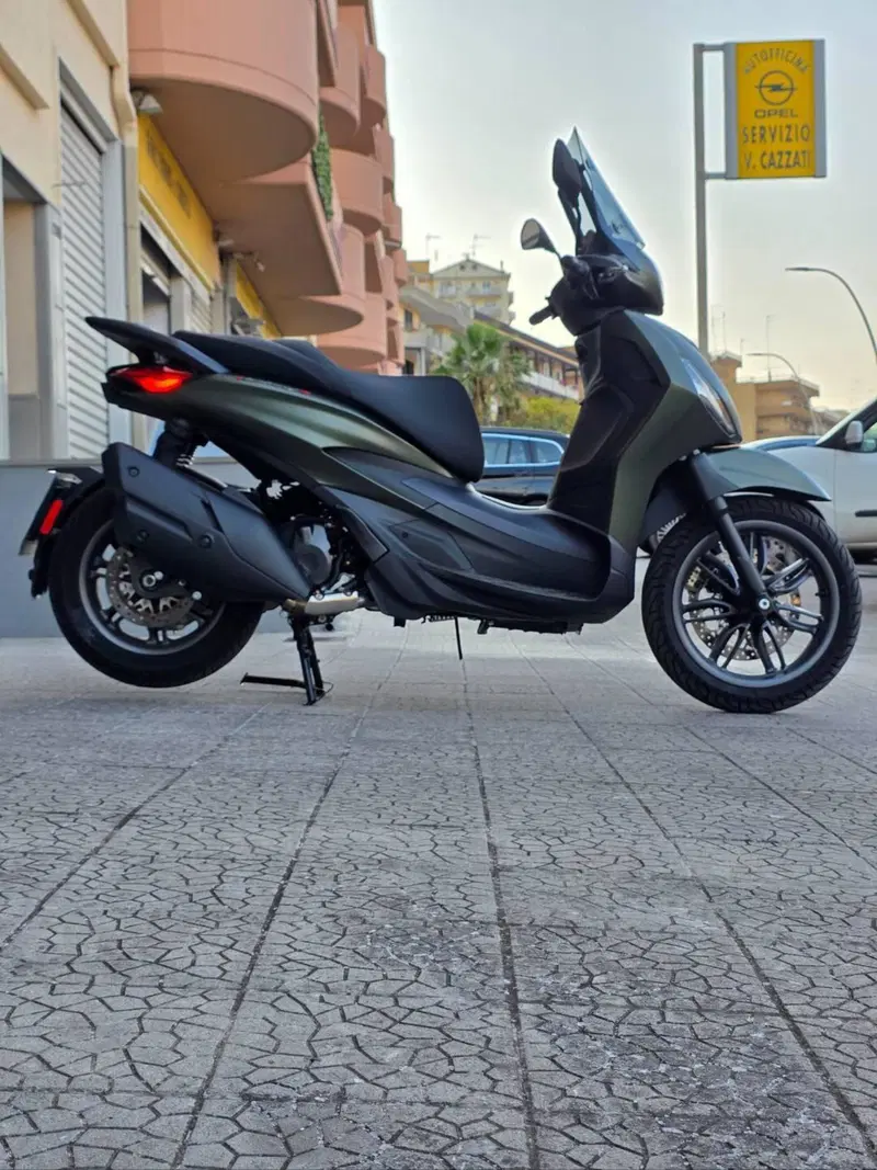 Piaggio Beverly 400 S ABS-ASR (2021 - 24) (5)