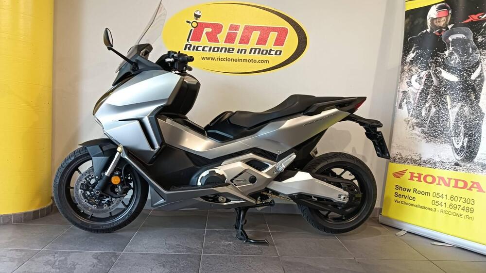 Honda Forza 750 DCT (2021 - 24) (3)