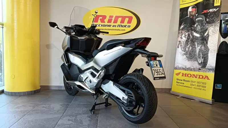 Honda Forza 750 DCT (2021 - 24) (4)